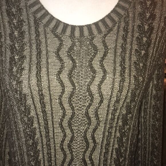 NEW Eight Eight Eight Patterned Cable Knit Sweater - Picture 2 of 5